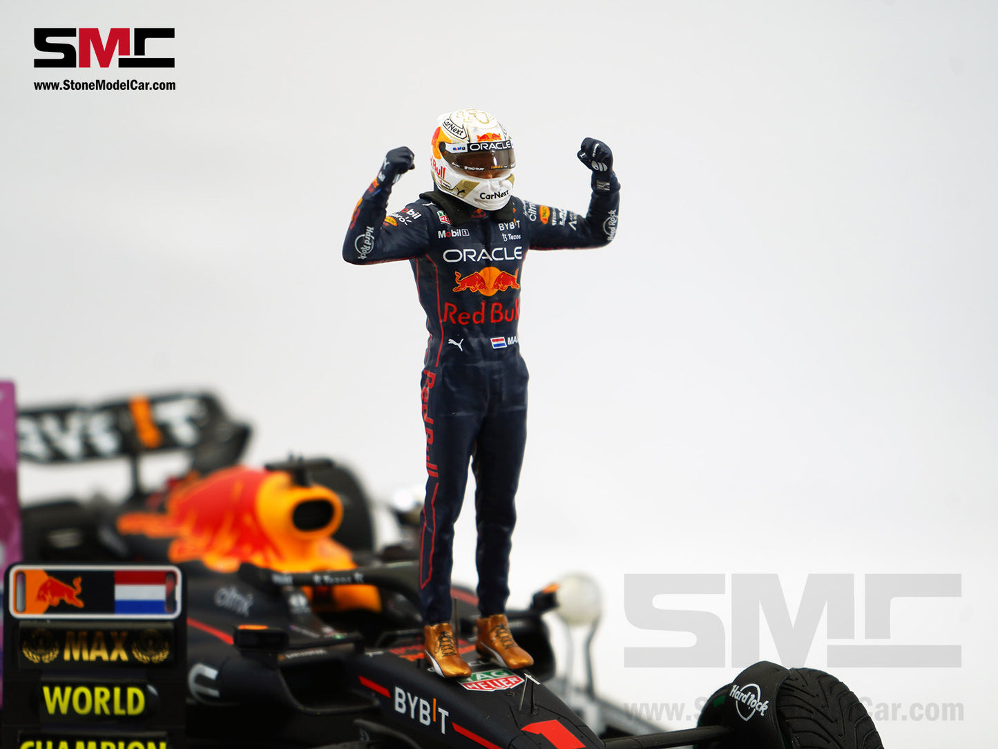 2022 World Champion #1 Max Verstappen Red Bull F1 RB18 Winner Japan GP Spark 1:18 Figure Special