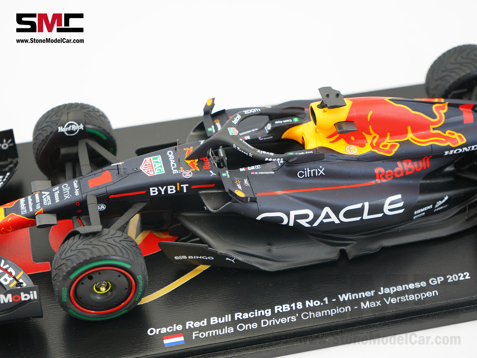 RB16B マックス・フェルスタッペン 1:18 限定版 2022 World Champion #1 Max Verstappen Red Bull F1 RB18