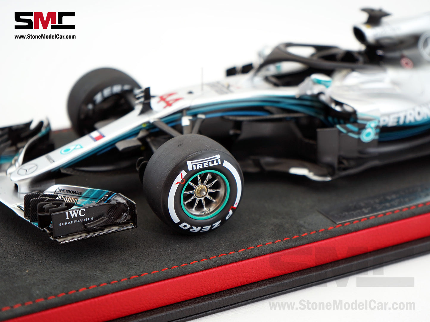 Mercedes AMG F1 W09 #44 Lewis Hamilton Brazil GP 2018 World Champion 1:18 Spark Figure Edition