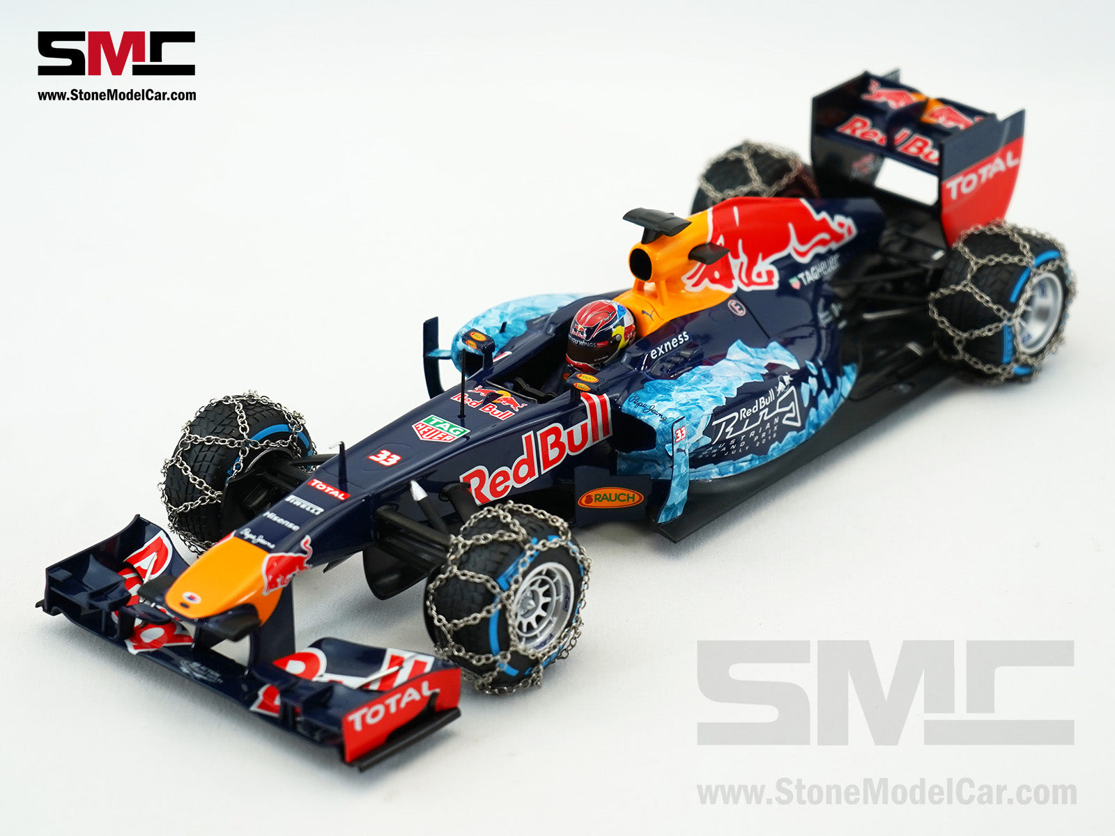 Pre-Owned] Red Bull F1 RB7 #33 Max Verstappen Sneeuw Snow