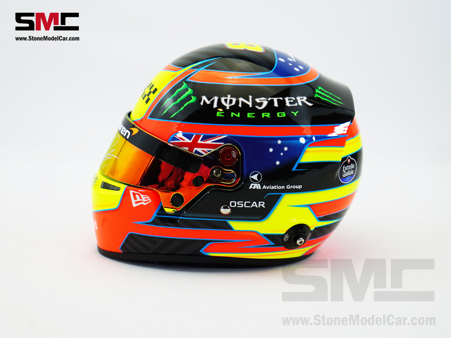 McLaren F1 MCL39 #81 Oscar Piastri Season 2025 BELL 1:2 Official Signed Helmet