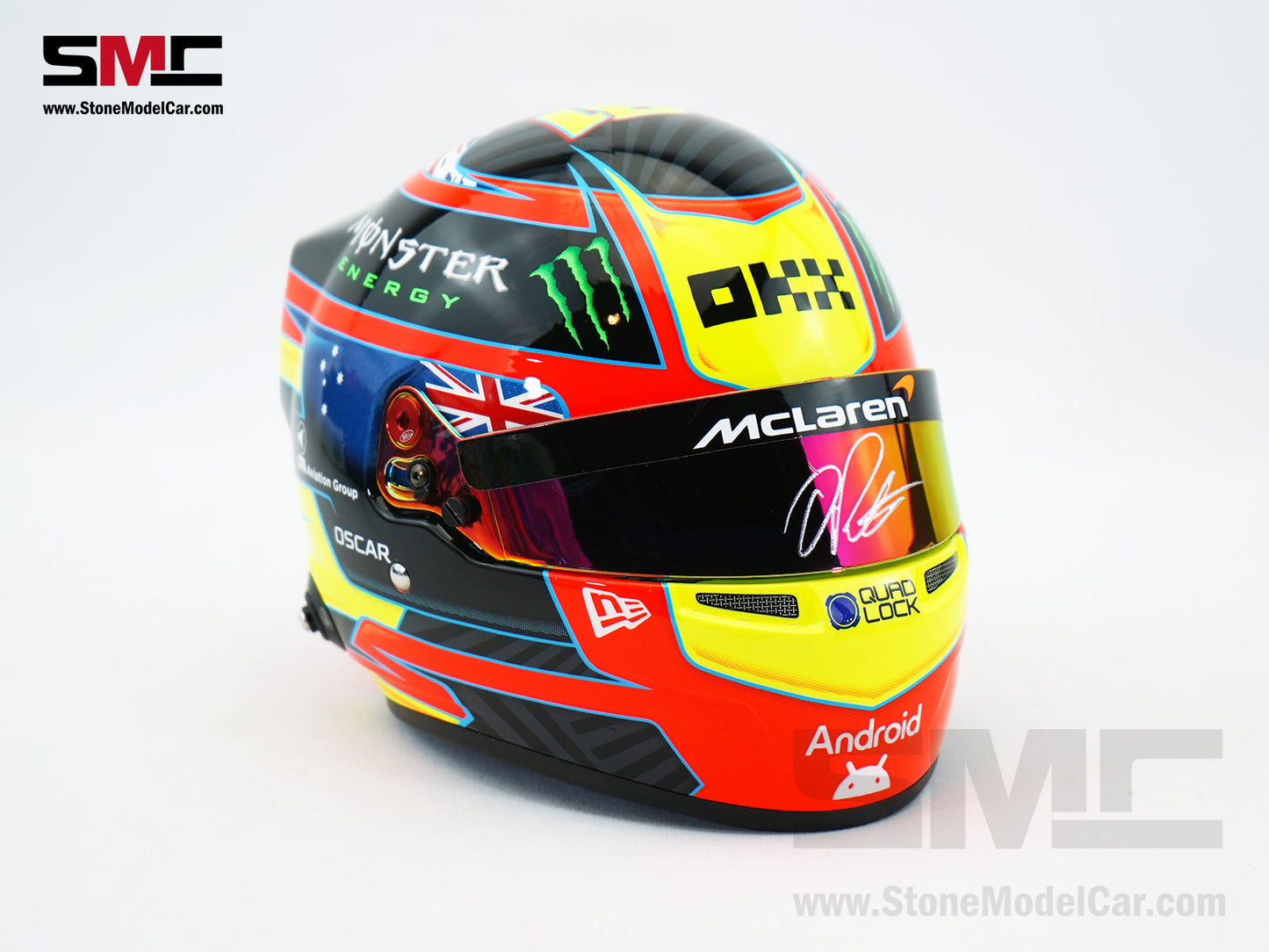 McLaren F1 MCL39 #81 Oscar Piastri Season 2025 BELL 1:2 Official Signed Helmet