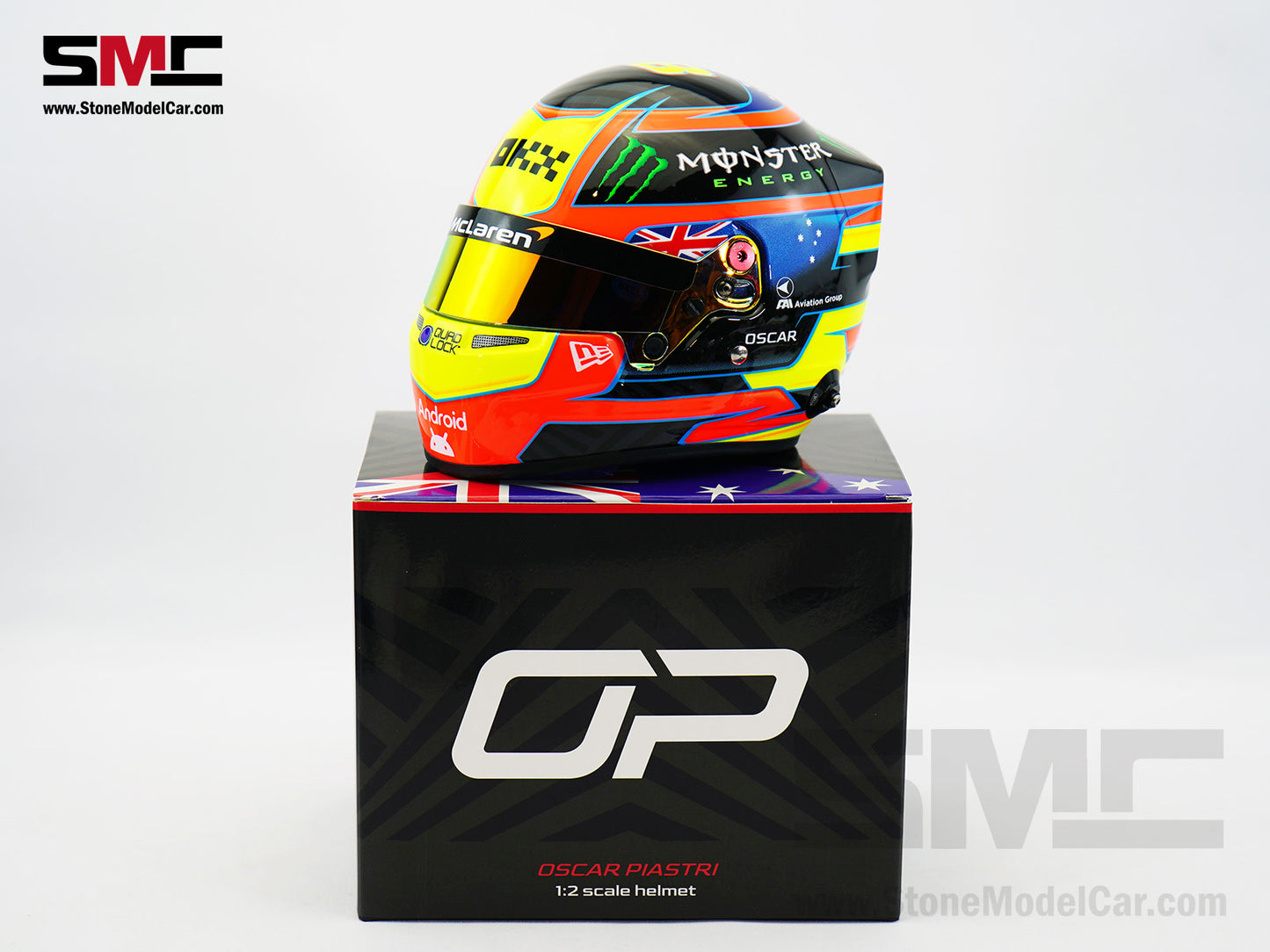 McLaren F1 MCL39 #81 Oscar Piastri Season 2025 BELL 1:2 Miniature Helmet