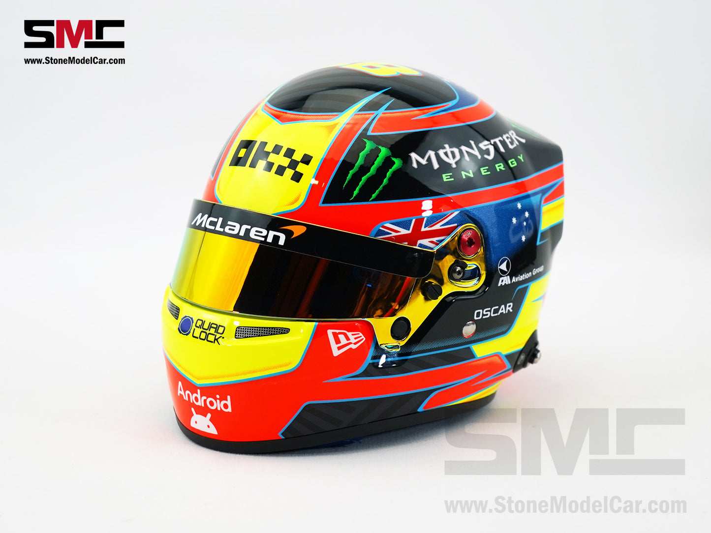 McLaren F1 MCL39 #81 Oscar Piastri Season 2025 BELL 1:2 Miniature Helmet