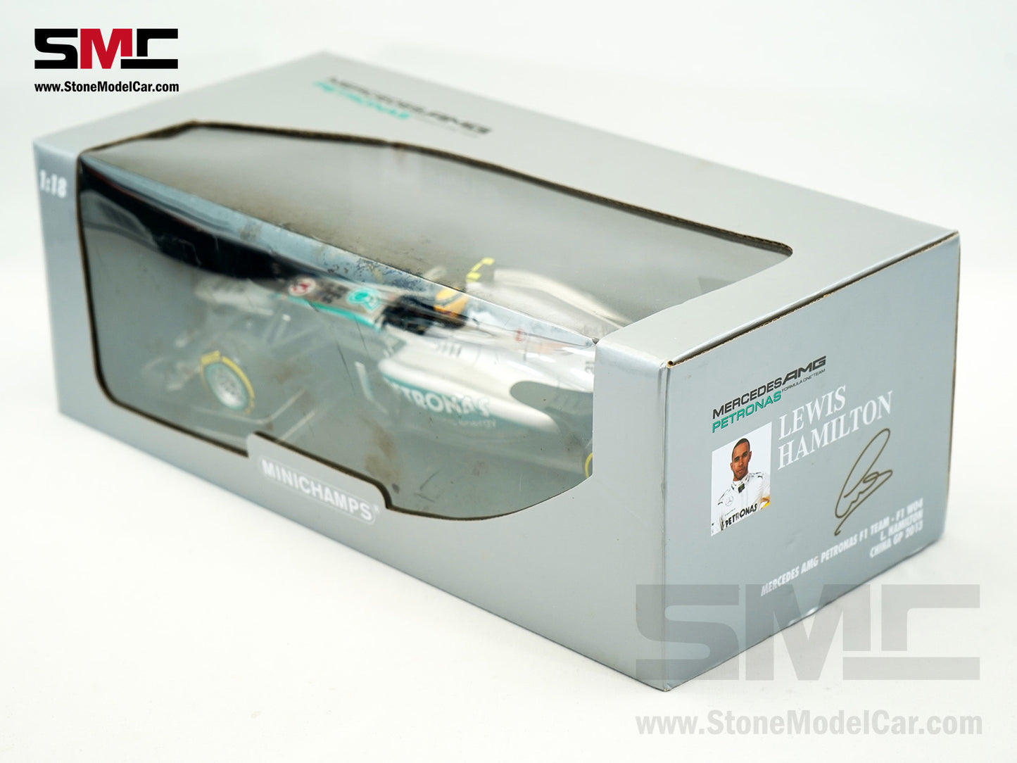 [Pre-Owned] Mercedes F1 W04 #10 World Champion Lewis Hamilton Chinese GP 2013 1:18 MINICHAMPS