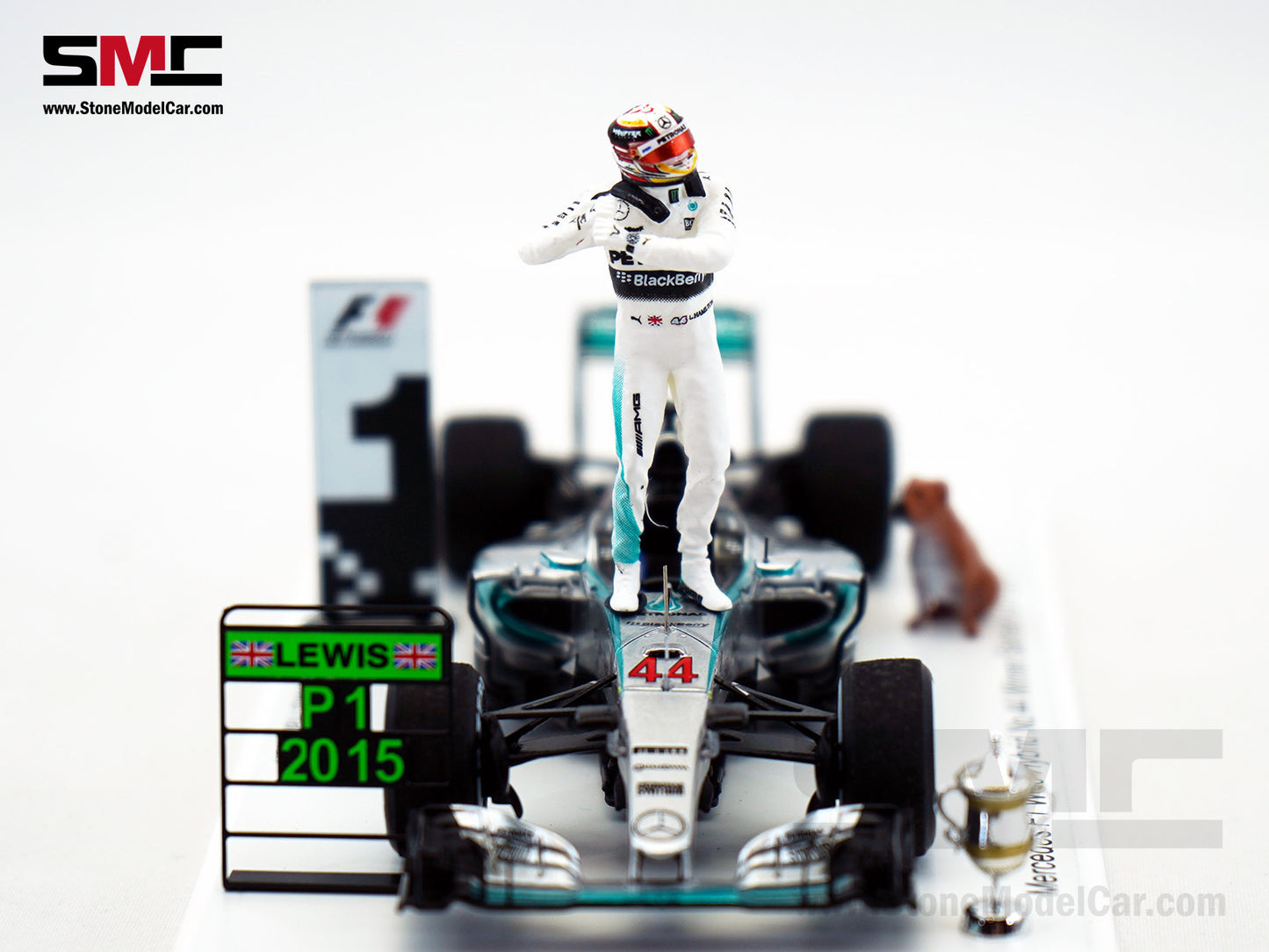 Mercedes F1 W06 #44 Lewis Hamilton Bahrain GP 2015 3x World Champion 1:43 Spark Special Figure Edition