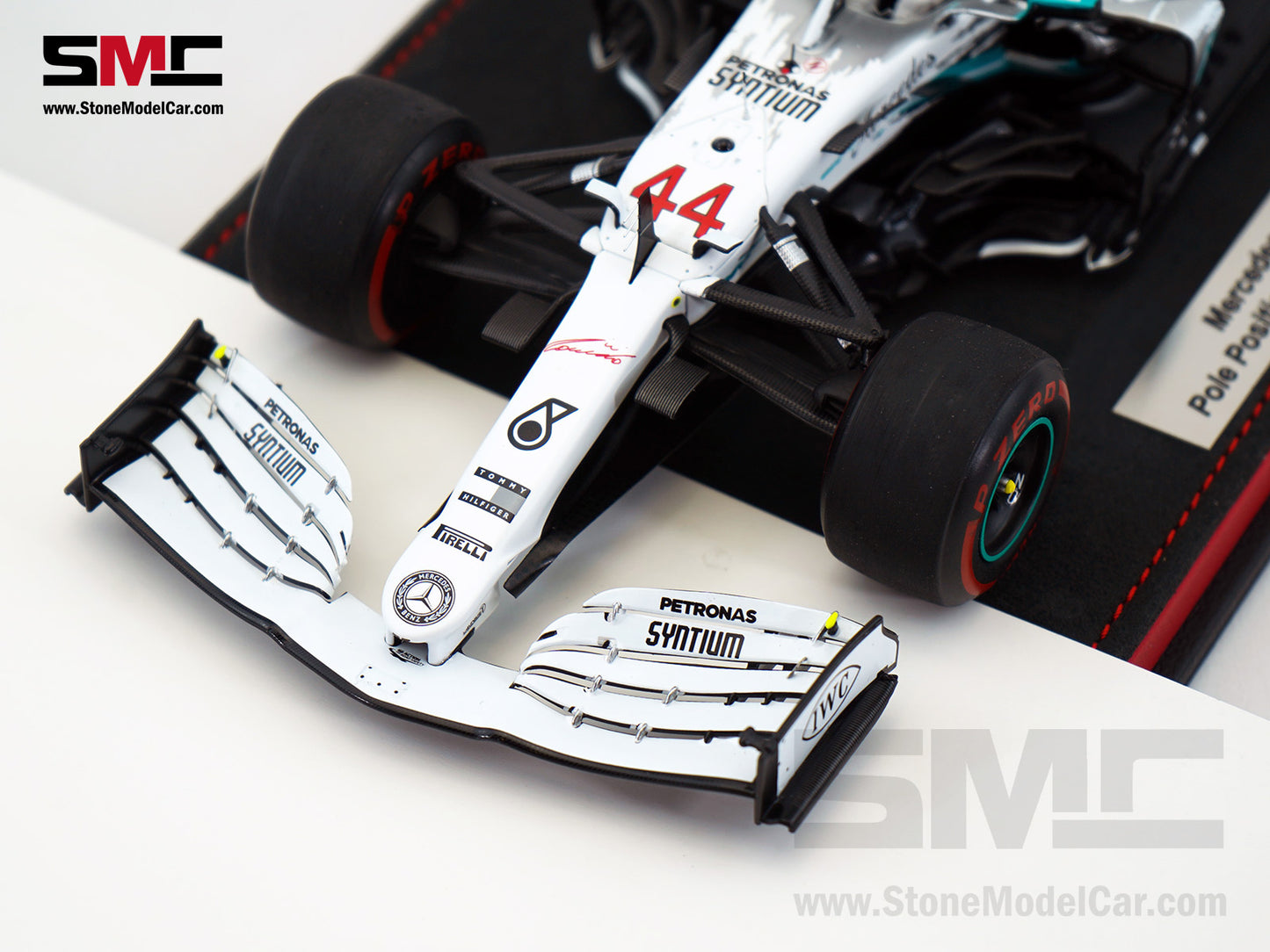 Mercedes AMG F1 W10 #44 Lewis Hamilton German GP 2019 World Champion 1:18 Spark Figure Edition