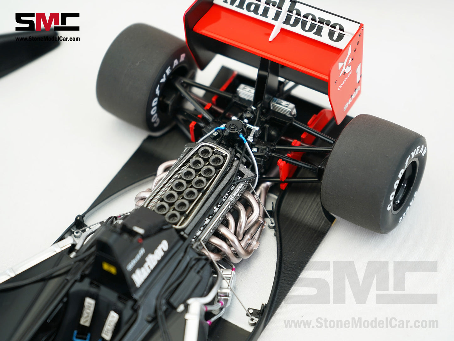 Mclaren F1 MP4/6 #1 Ayrton Senna 1991 World Champion Full Open 1:18 AUTOart w/ Decal