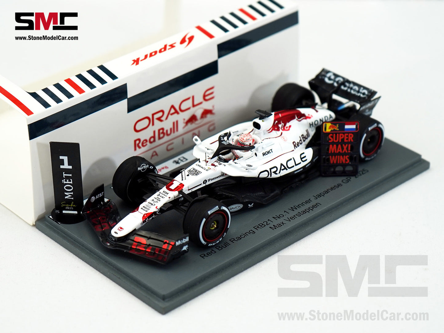 Red Bull F1 RB21 #1 Max Verstappen Japanese GP Winner 2025 1:43 Spark S9594