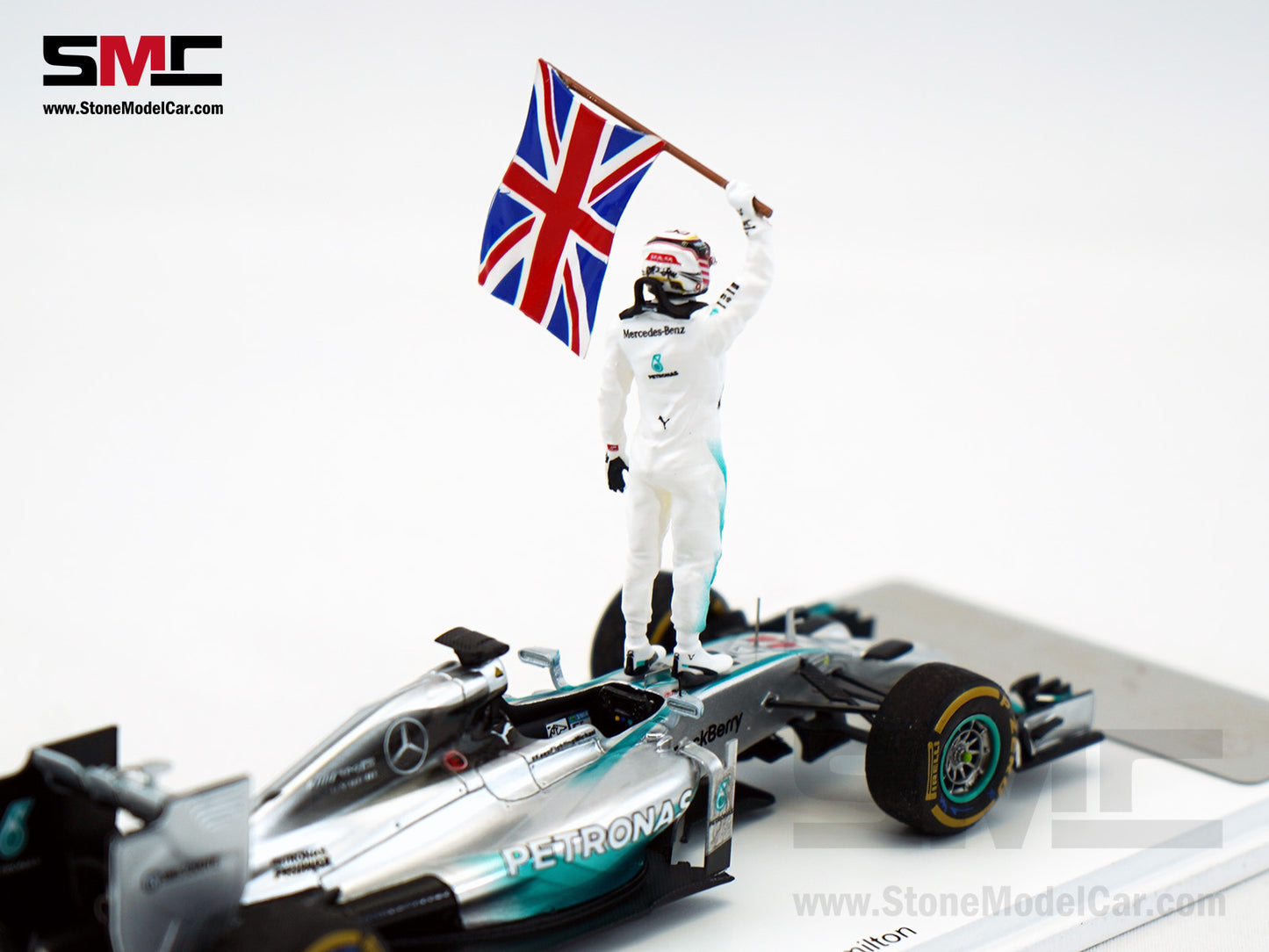 Mercedes F1 W05 #44 Lewis Hamilton Abu Dhabi GP 2014 World Champion 1:43 Spark Special Figure Edition