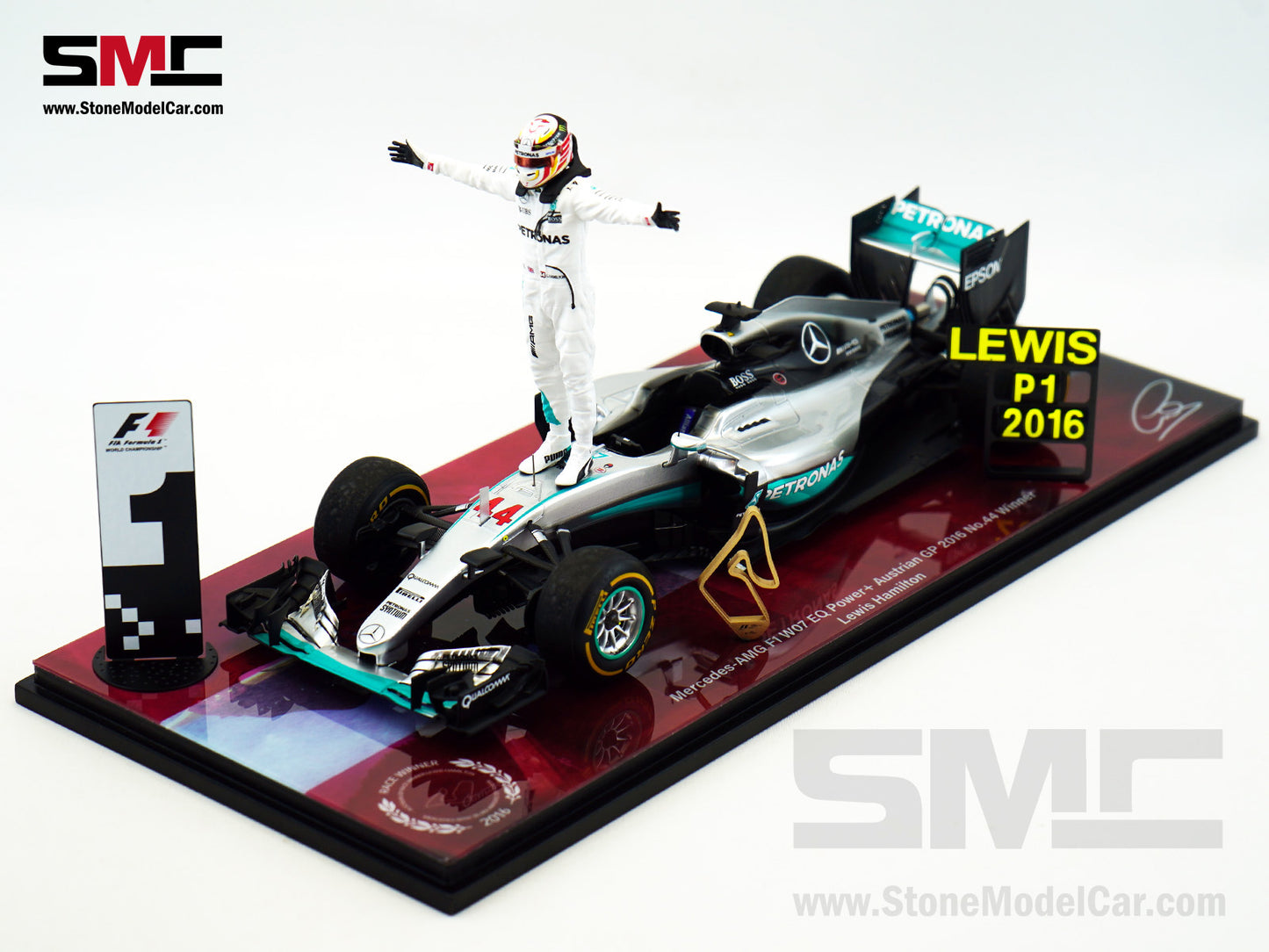 Mercedes F1 W07 #44 Lewis Hamilton Austrian GP 2016 Winner 7x World Champion 1:18 Spark Figure Edition