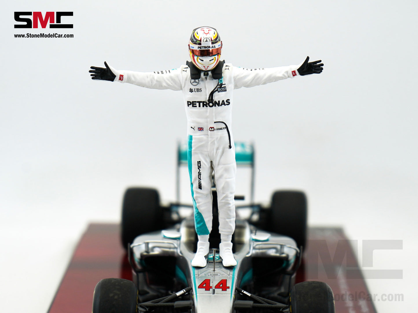 Mercedes F1 W07 #44 Lewis Hamilton Austrian GP 2016 Winner 7x World Champion 1:18 Spark Figure Edition