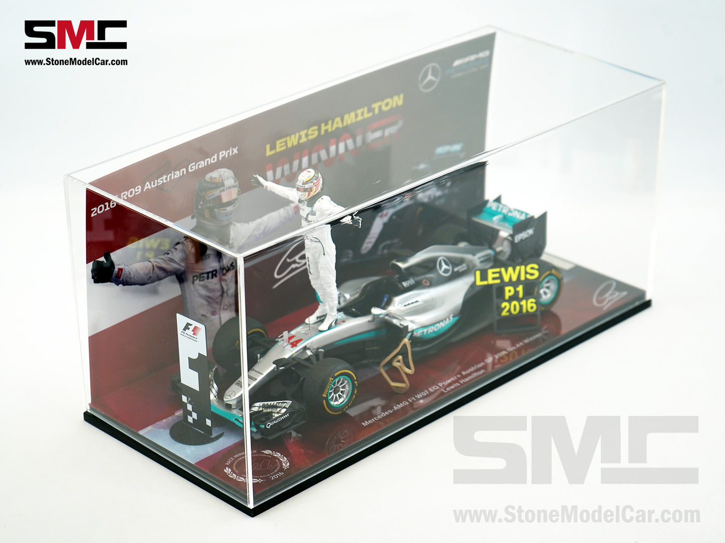 Mercedes F1 W07 #44 Lewis Hamilton Austrian GP 2016 Winner 7x World Champion 1:18 Spark Figure Edition