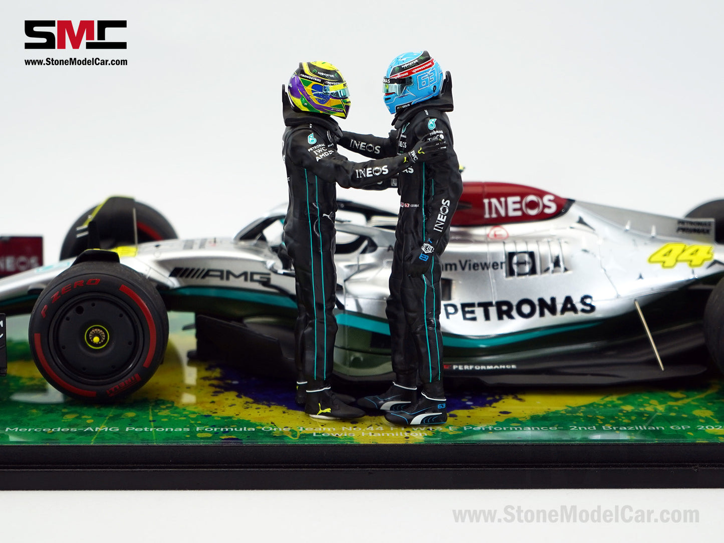 Mercedes F1 W13 #44 7x World Champion Lewis Hamilton Brazil GP 2022 Spark 1:18 Special Figure Edition