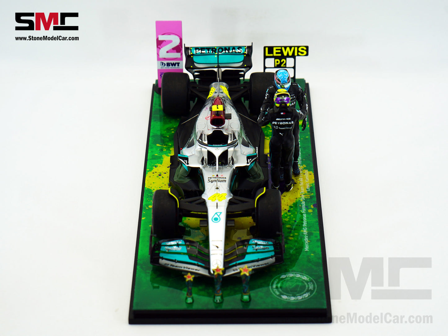 Mercedes F1 W13 #44 7x World Champion Lewis Hamilton Brazil GP 2022 Spark 1:18 Special Figure Edition