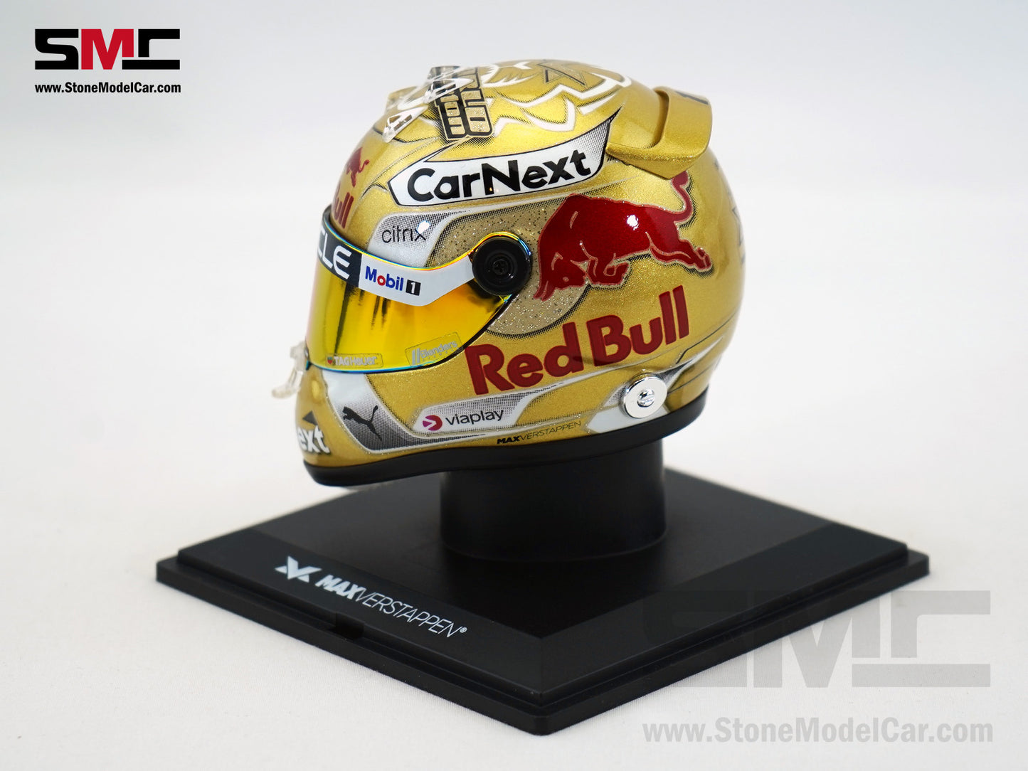 Red Bull F1 RB18 #1 Max Verstappen 2x Times World Champion 2022 Schuberth 1:4 Helmet