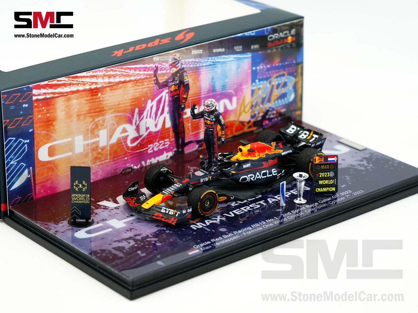 Red Bull F1 RB19 #1 Max Verstappen Winner Qatar GP 2023 World Champion Spark 1:43 Figure Special