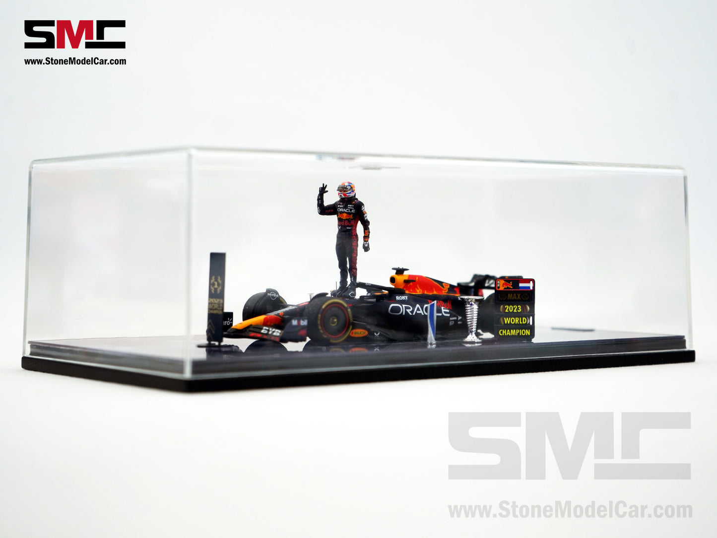 Red Bull F1 RB19 #1 Max Verstappen Winner Qatar GP 2023 World Champion Spark 1:43 Figure Special