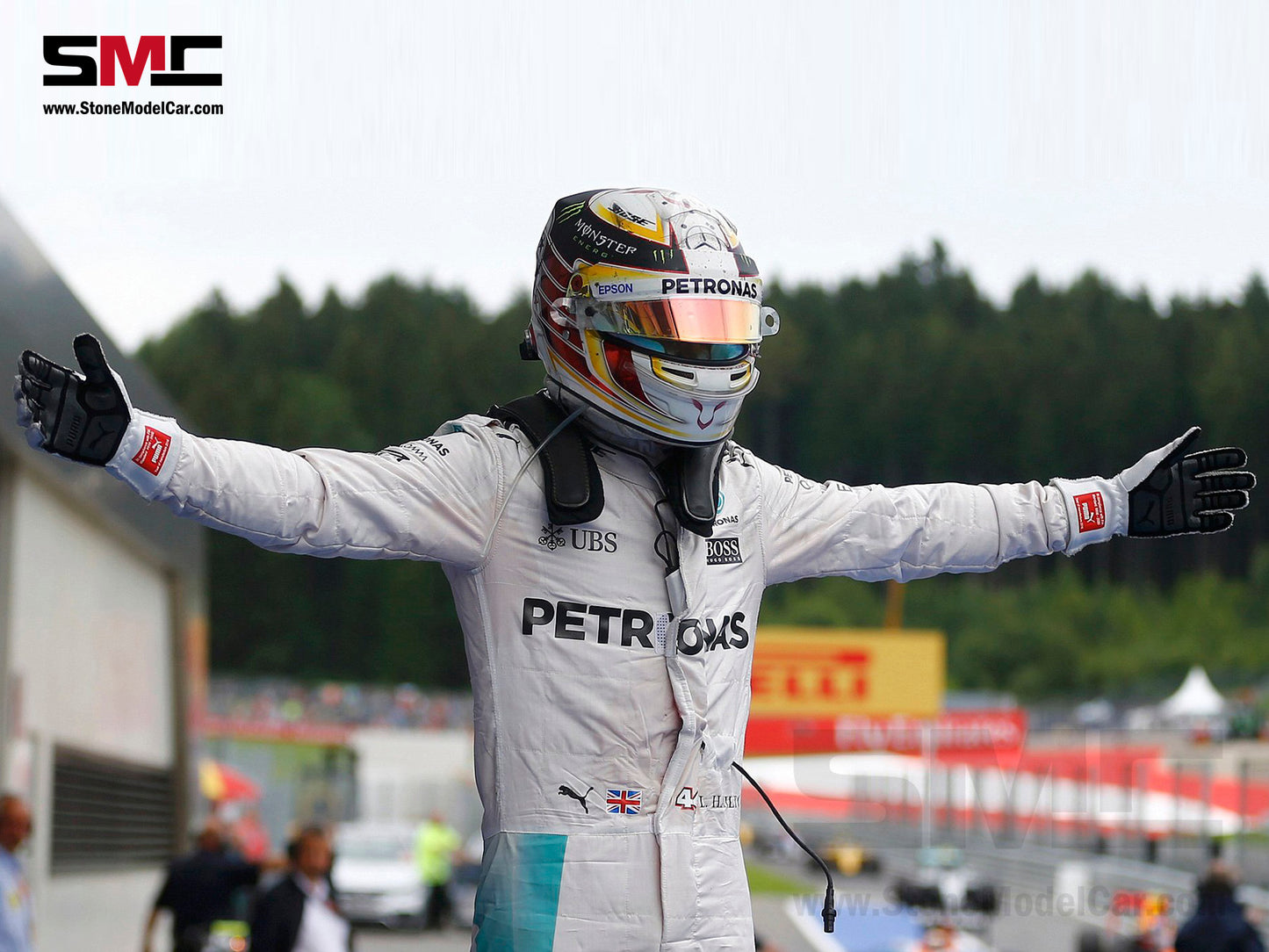 Mercedes F1 W07 #44 Lewis Hamilton Austrian GP 2016 Winner 7x World Champion 1:18 Spark Figure Edition