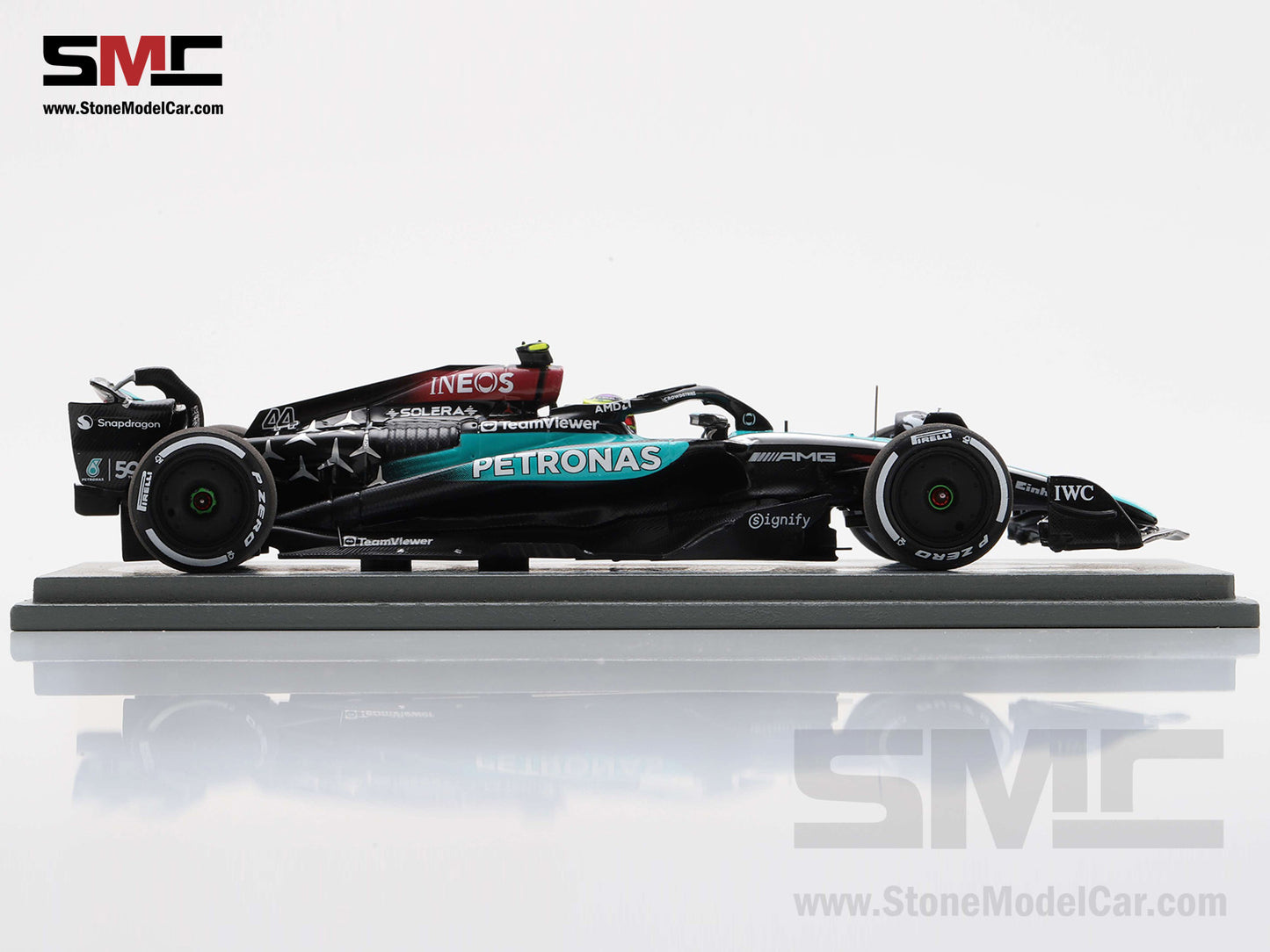 [Pre-Order] Mercedes F1 W15 #44 7x World Champion Lewis Hamilton Singapore GP 2024 350th Race 1:43 Spark S9570