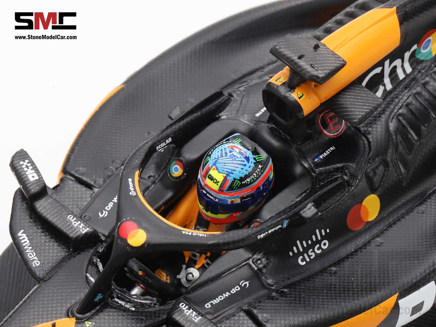 [Pre-Order] McLaren F1 MCL38 #4 L. Norris & #81 O. Piastri Abu Dhabi GP 2024 World Constructors' Champions 1:43 Spark
