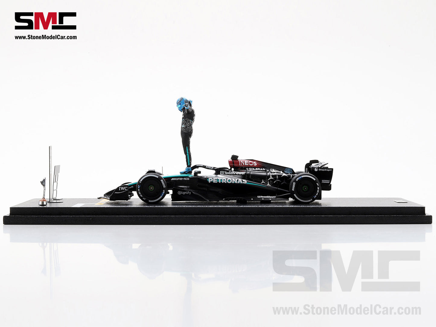 [Pre-Order] Mercedes F1 W15 E Performance #63 George Russell Las Vegas GP Winner 2024 Spark 1:43 Special Edition