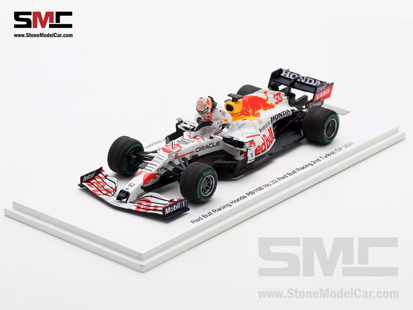 [Pre-Order] Red Bull F1 RB16B #33 Max Verstappen Turkish GP 2021 World Champion Special Figrine Edition 1:43 Spark SP690