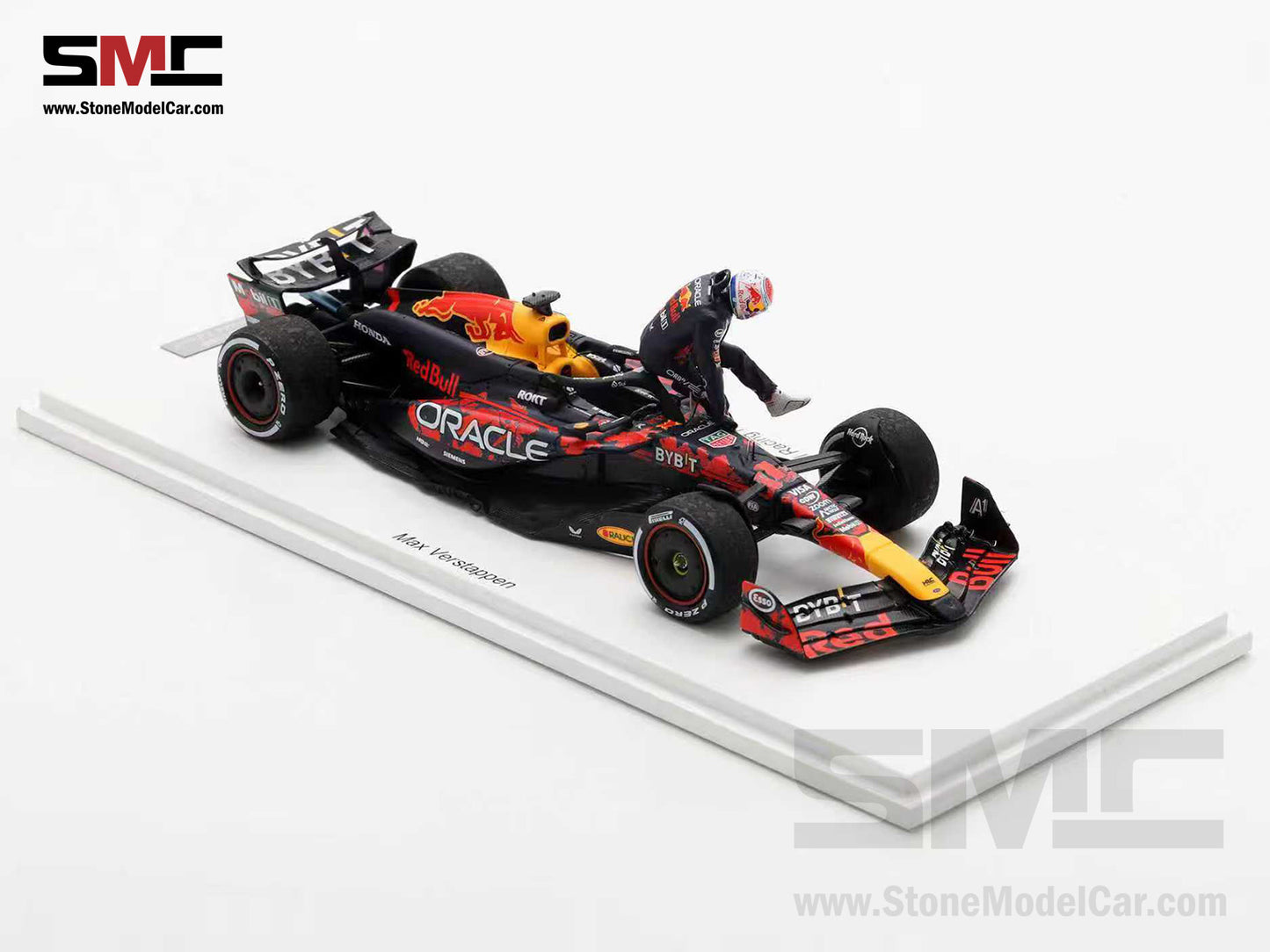 [Pre-Order] Red Bull F1 RB20 #1 Max Verstappen British GP Livery 2024 World Champion 1:43 Spark Special Figrine Edition