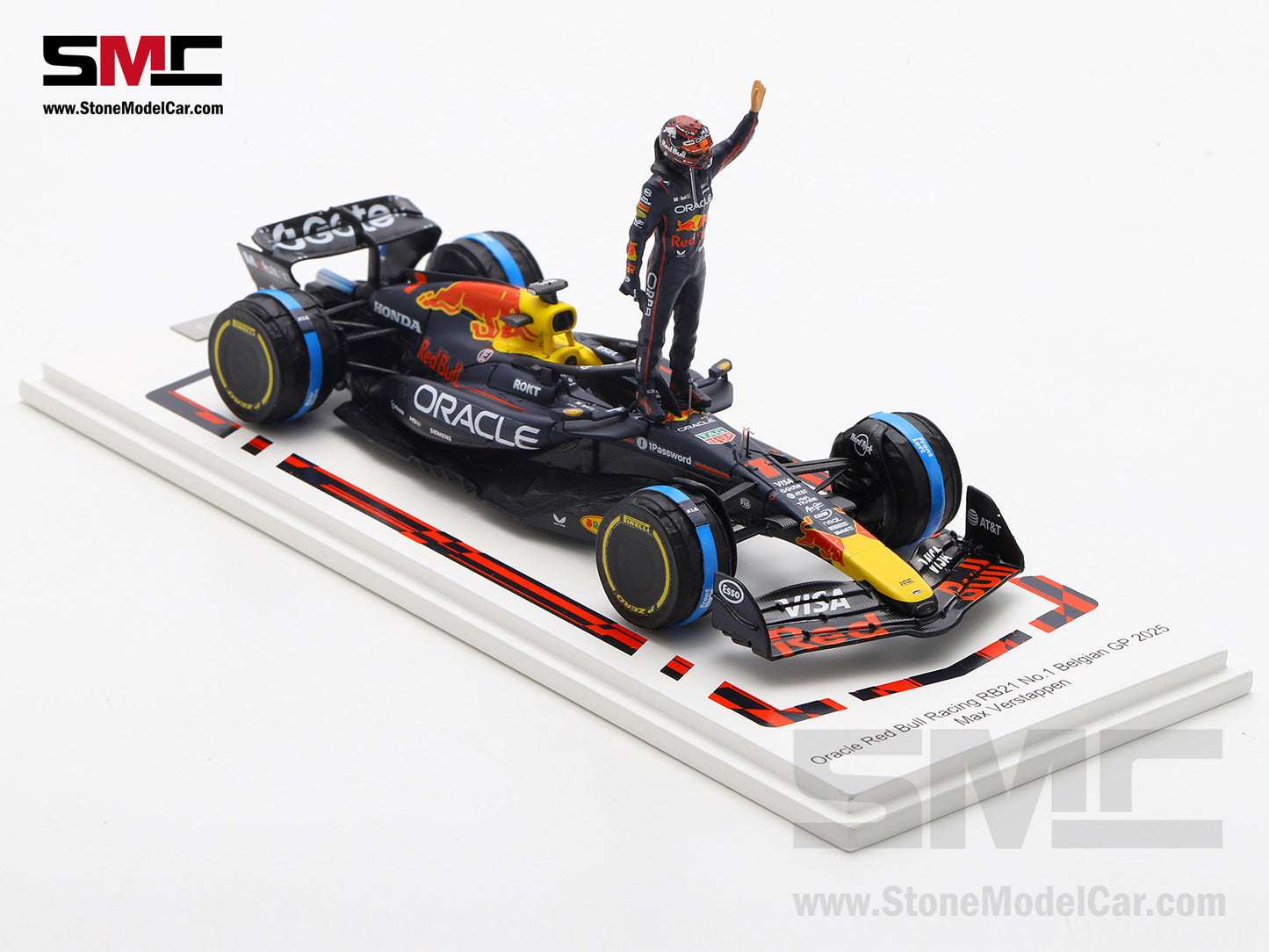 [Pre-Order] Red Bull F1 RB21 #1 Max Verstappen Belgium GP 2025 Special Orange Lion Helmet 1:43 Spark Special Figrine Edition