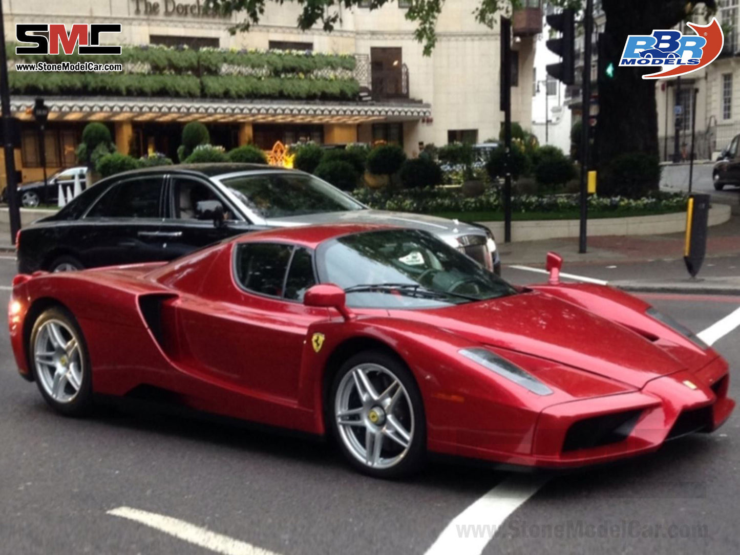 [Pre-Order] BBR High End Ferrari 1:18 Enzo F1 2007 Red Silver Wheels Full Open with Leather Base