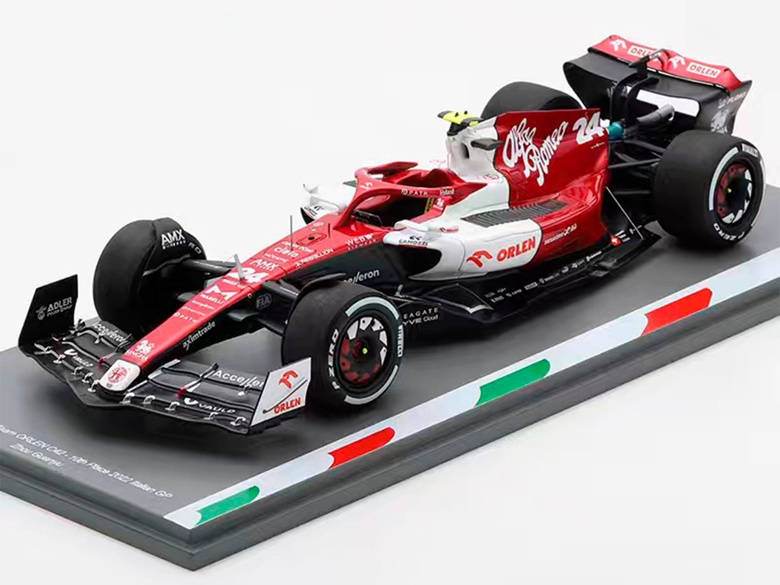 Alfa Roméo F1 C42 Guanyu Canada GP 2022 1/18 SOLIDO S1810202 Alfa Roméo F1 C42 Guanyu Canada GP 2022 1/18 SOLIDO S1810202