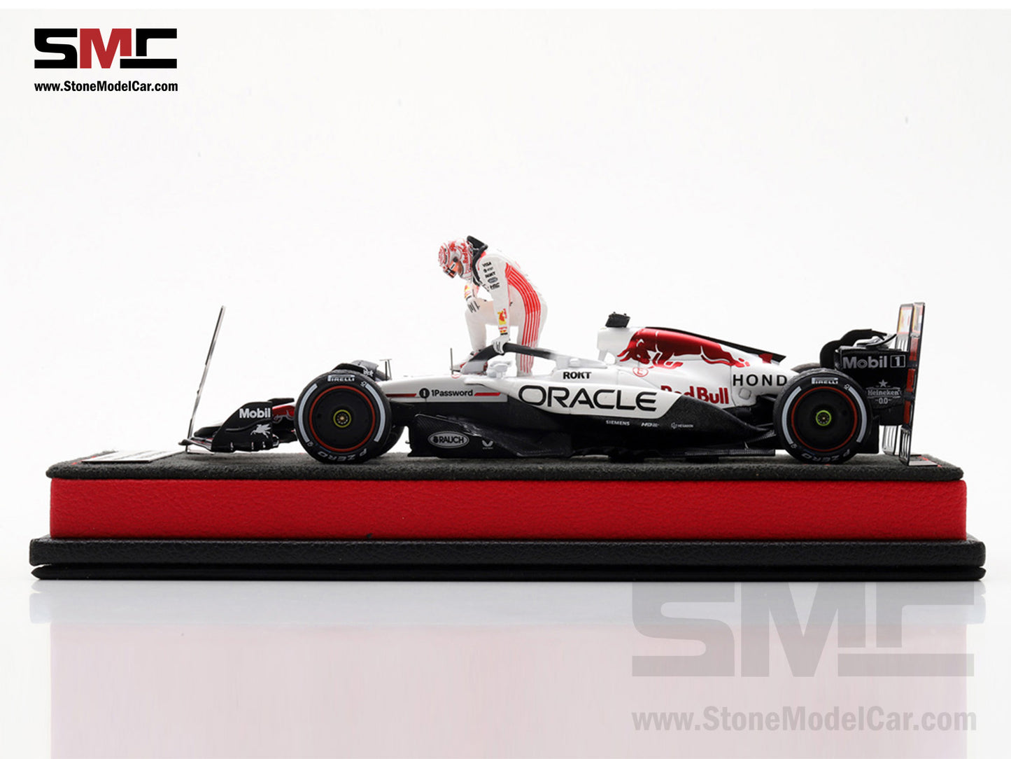 [Pre-Order] Red Bull F1 RB21 #1 Max Verstappen Japanese GP Winner 2025 1:43 Spark Figure Edition