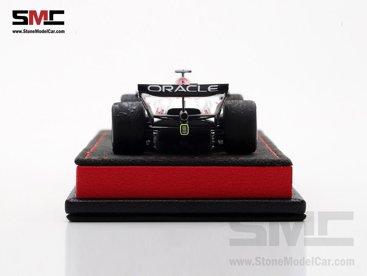 [Pre-Order] Red Bull F1 RB21 #1 Max Verstappen Japanese GP Winner 2025 1:43 Spark Figure Edition