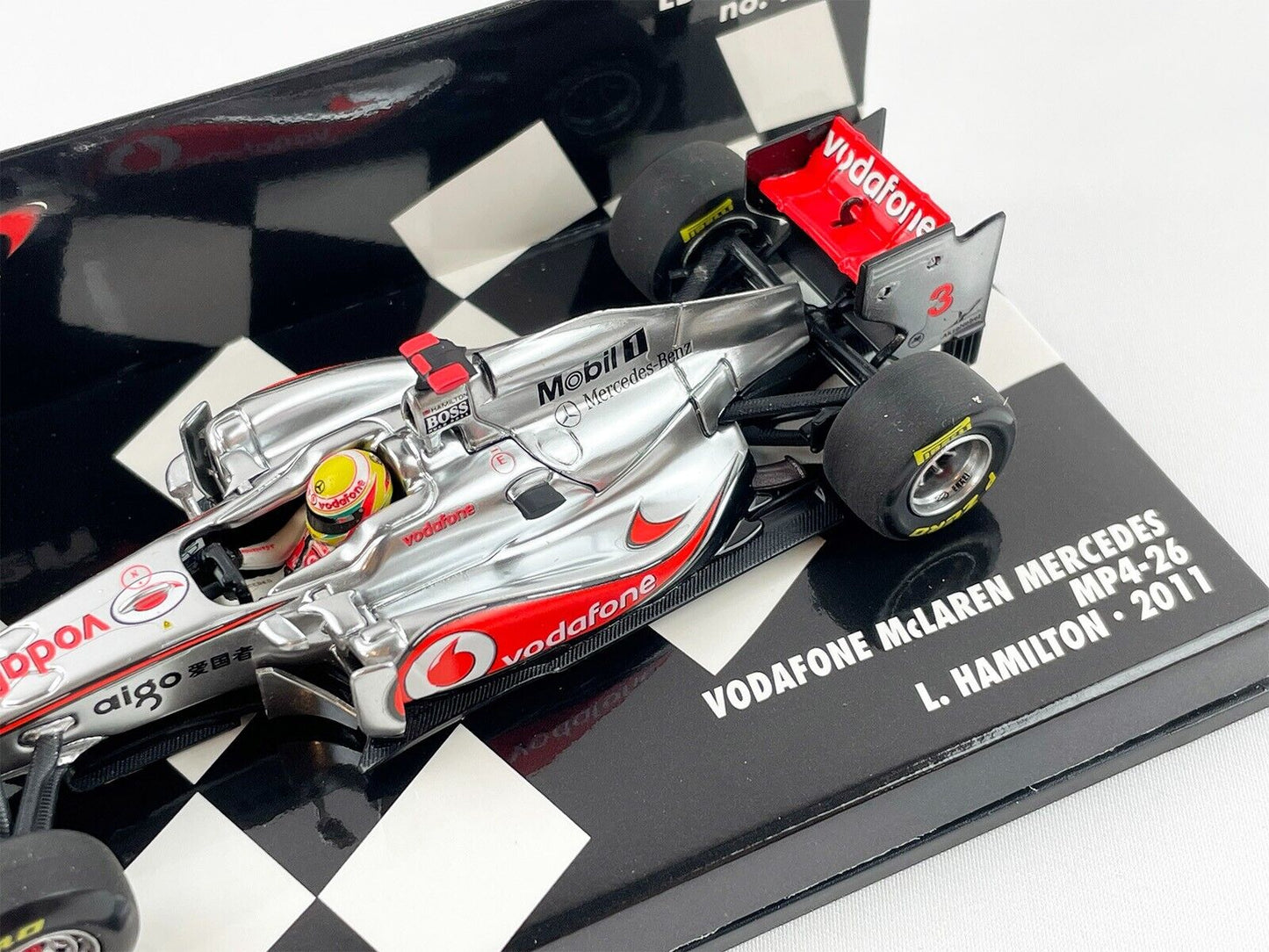 Vodafone Mclaren Mercedes F1 MP4-26 #3 Lewis Hamilton Season 2011 MINICHAMPS 1:43