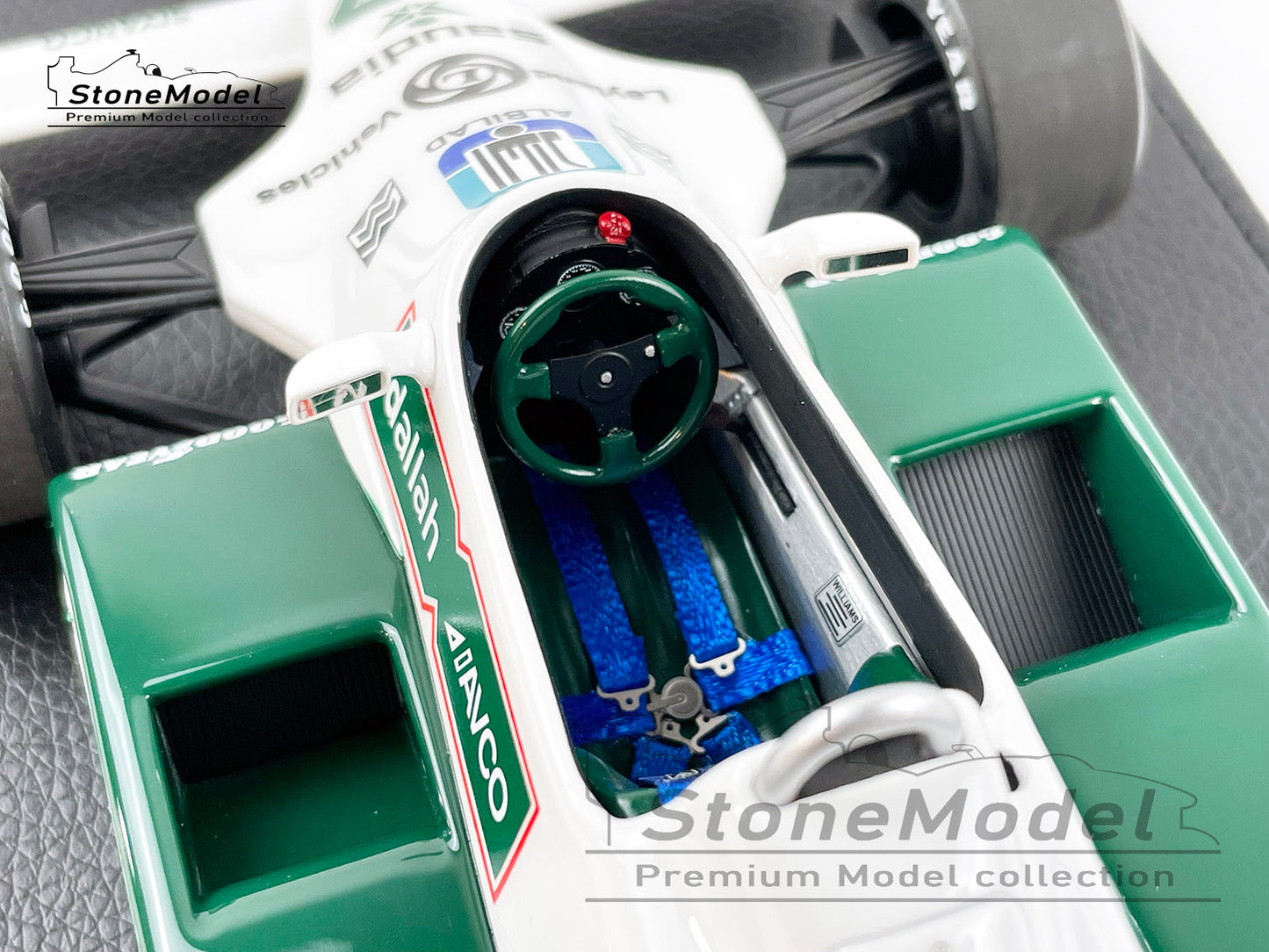 Williams F1 FW07B 27 Alan Jones French GP 1980 World Champion 1:18 GP Replicas