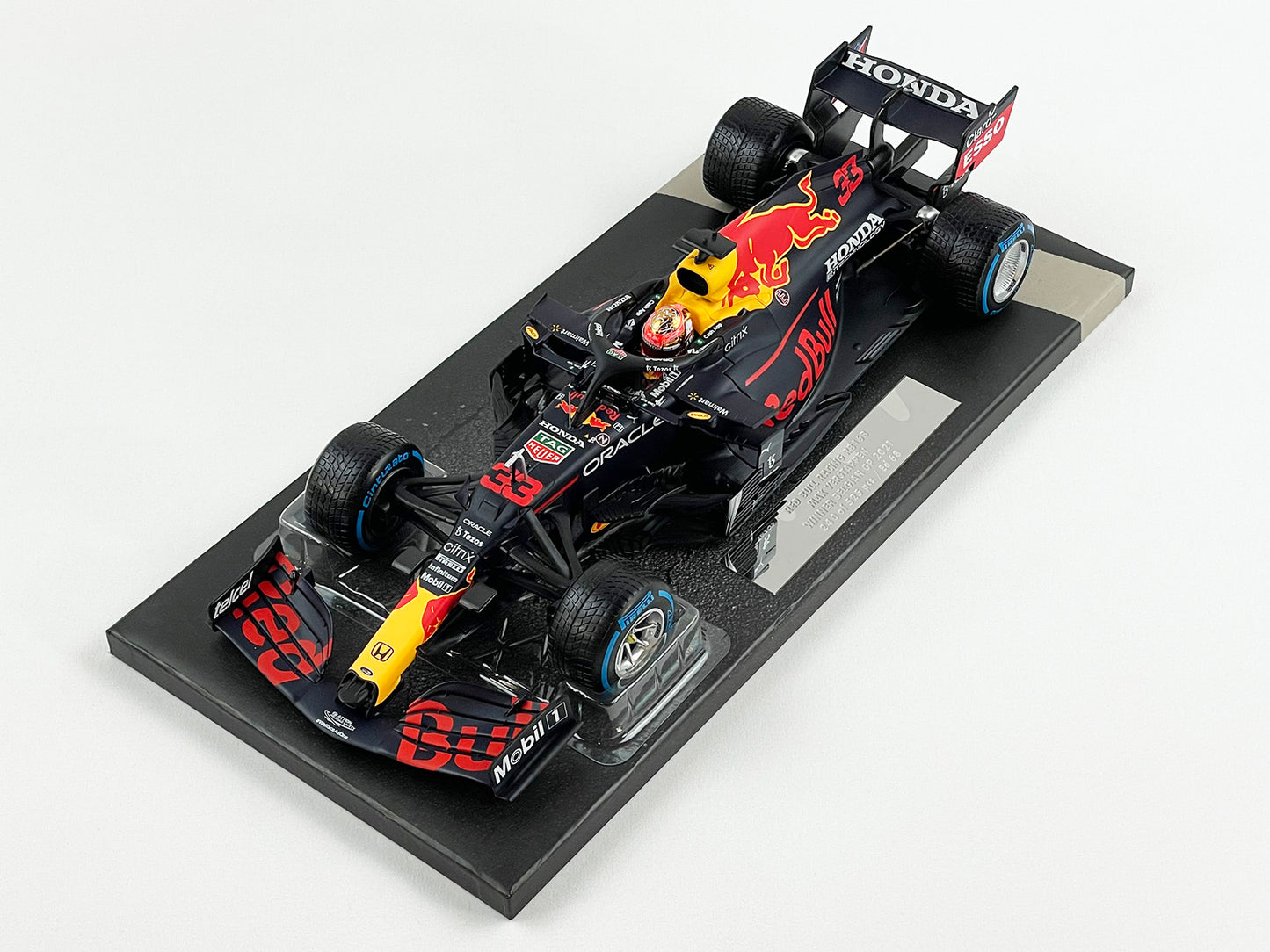2021 F1 World Champion #33 Max Verstappen Red Bull RB16B Belgian SPA 1:18 MINICHAMPS