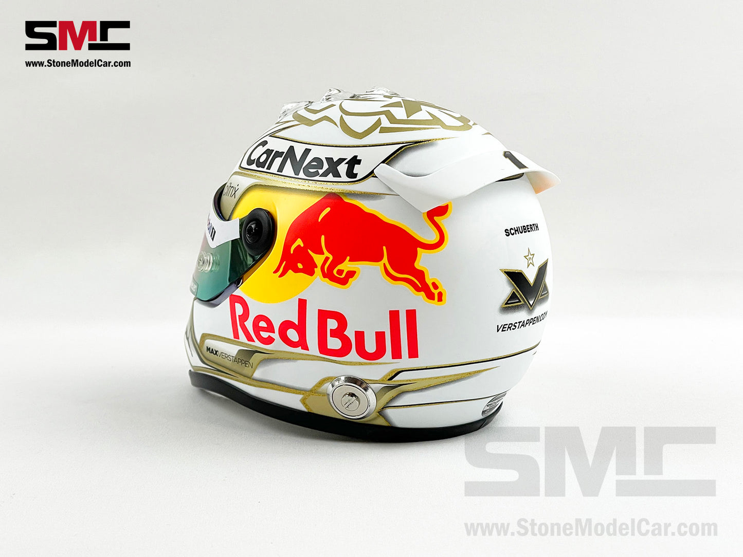 Red Bull F1 RB18 Max Verstappen Season 2022 World Champion Schuberth 1:2 Helmet