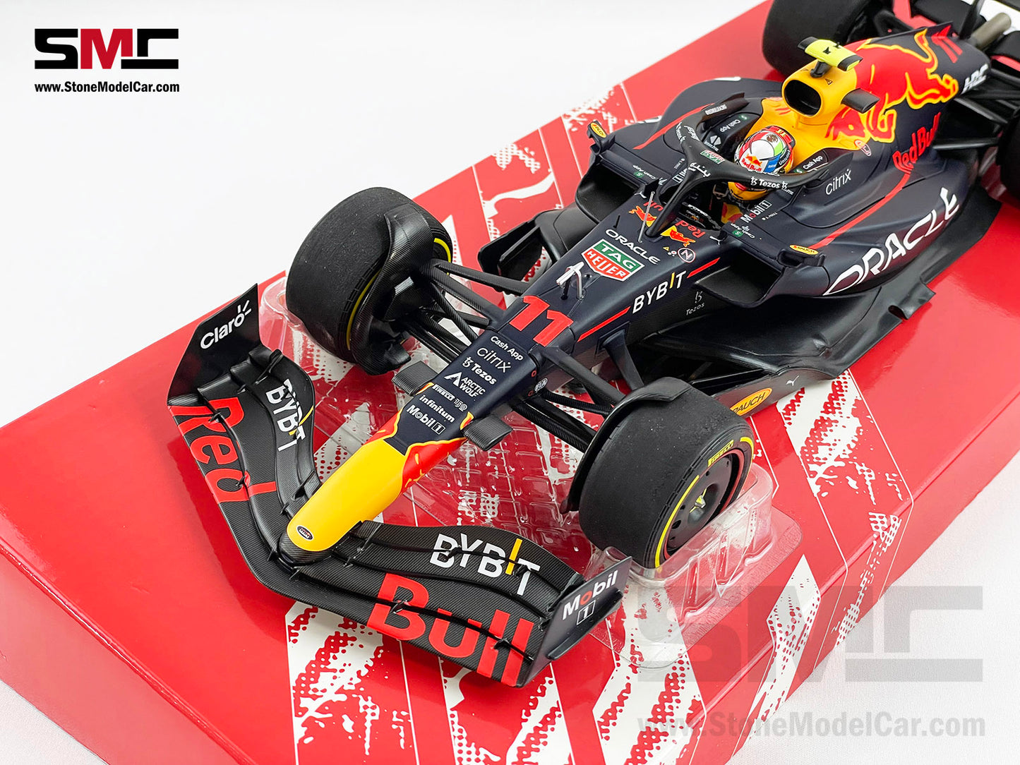 Red Bull F1 RB18 Sergio Perez Saudi Arabian 1st Career Pole 2022 1:18 MINICHAMPS