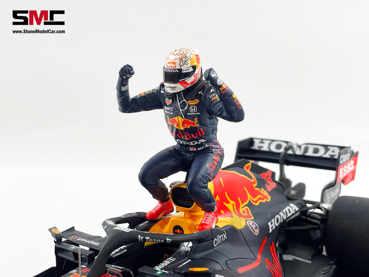 2021 F1 World Champion #33 Max Verstappen Red Bull RB16B Monaco GP 1:18 Spark with Figure
