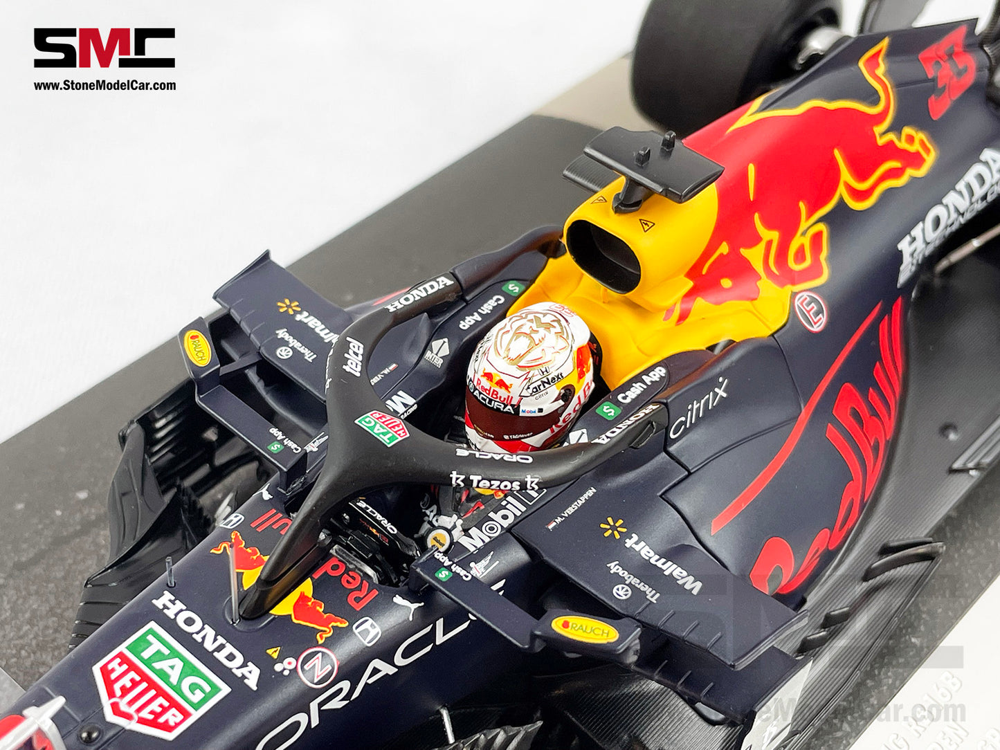 2021 F1 World Champion #33 Max Verstappen Red Bull RB16B US GP Acura 1:18 MINICHAMPS