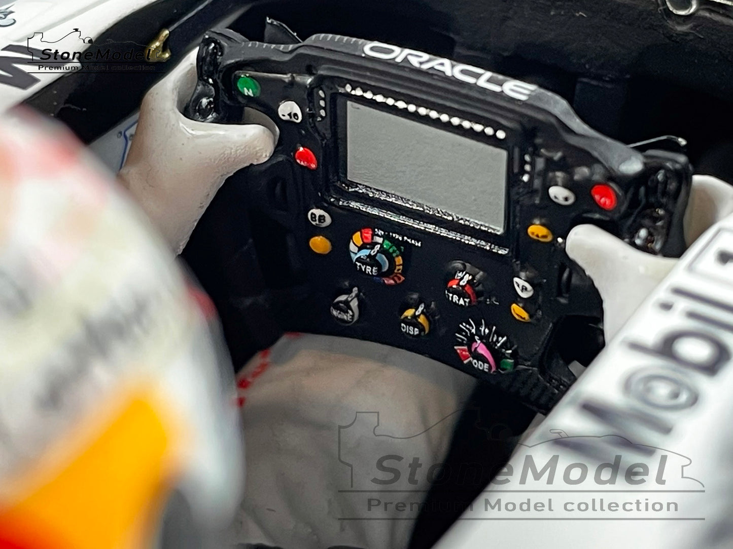 Spark 1:12 F1 Red Bull RB16B #33 Max Verstappen Turkish GP 2021 World Champion