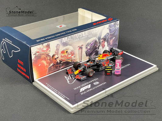 2021 World Champion Red Bull F1 RB16B #33 Max Verstappen Abu Dhabi GP 1:43 Spark